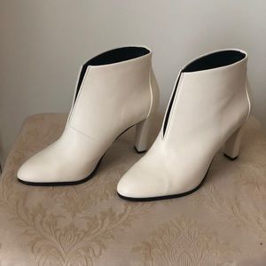 Tahari white ankle booties